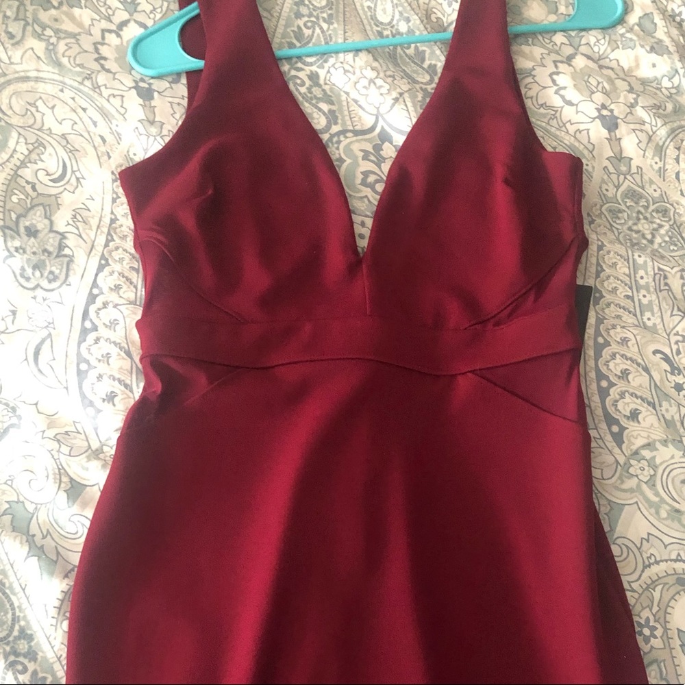 NWT- Lulus wine body w/mesh cutouts